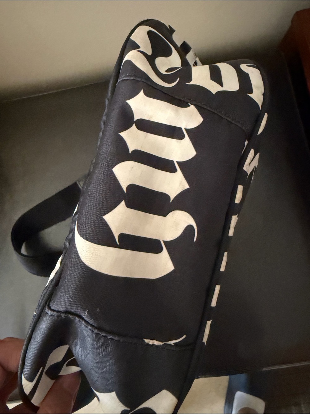 Gwen Stefani Lamb Lesportsac Shoulder Bag - Picture 5 of 9